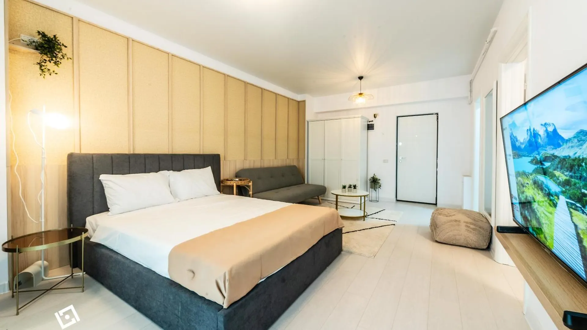 Central Address Apartments Near Unirii Square Bucareste 0*,