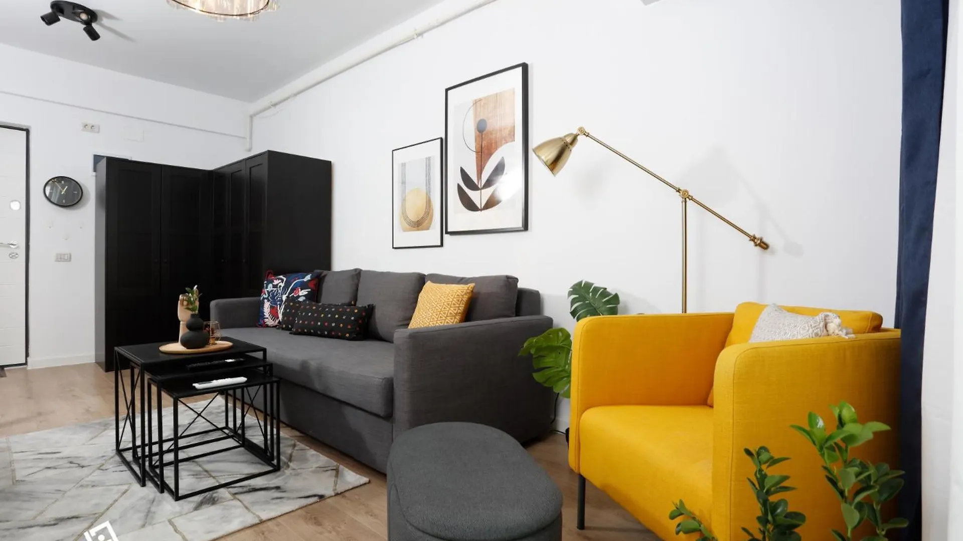 Central Address Apartments Near Unirii Square Bucharest Romania