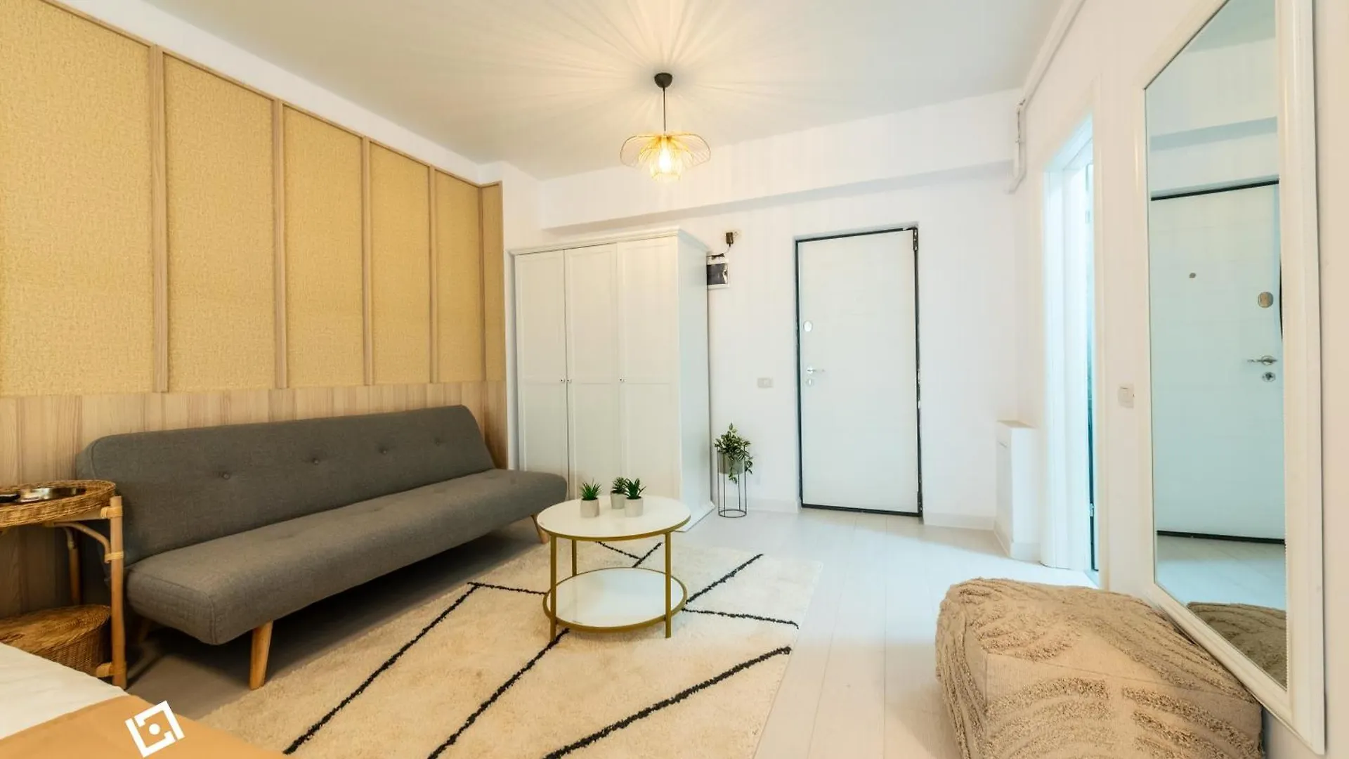 Central Address Apartments Near Unirii Square Βουκουρέστι 0*,